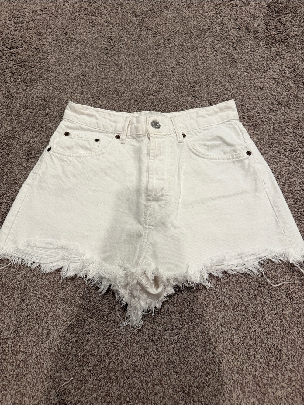 Zara White High-Rise Frayed Hem Jean Shorts